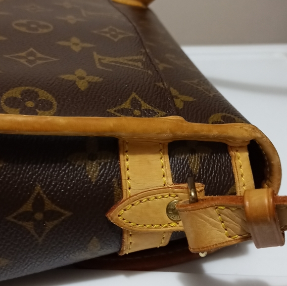 Authentic Vintage  Lv Sologne - Picture 16 of 16